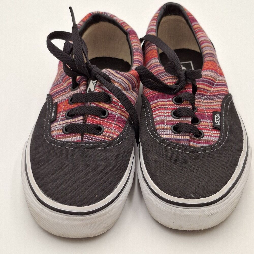 VANS  Women Size 7.5   Men Size 6 Skateboard Sneakers Pink Canvas TB9C Striped